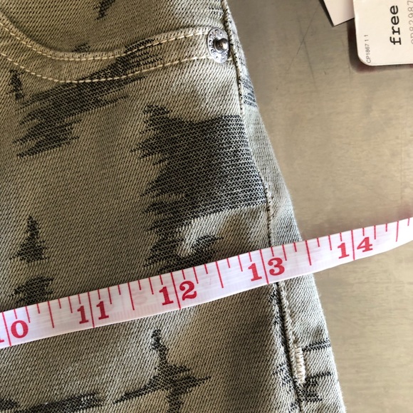 Free People Green Long & Lean High Waist Size 24 - Picture 6 of 9